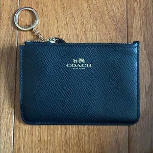 EUC🌟Black Coach leather keychain wallet